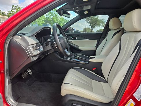 Used 2023 Acura Integra A-Spec image 9