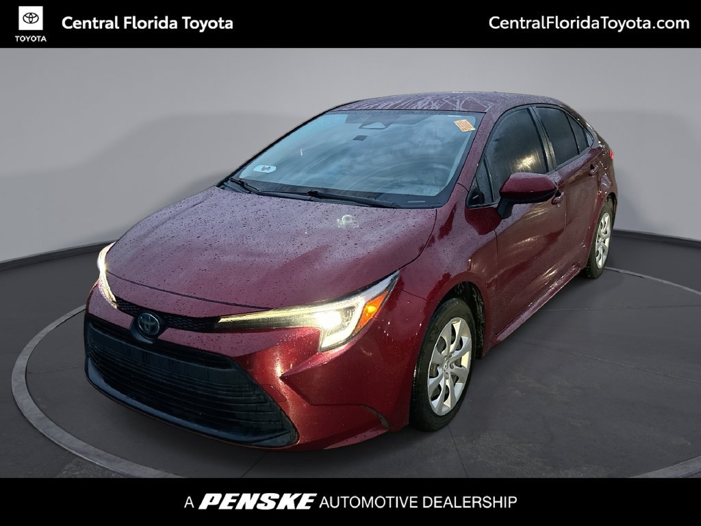 Used 2023 Toyota Corolla LE FWD image 1