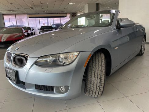 Used 2009 BMW 328i Convertible image 3