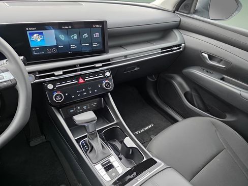Certified 2025 Hyundai Tucson SEL image 29