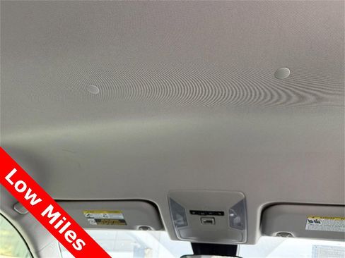 Used 2019 Toyota RAV4 LE image 15