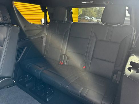 Used 2021 Chevrolet Tahoe RST w/ Luxury Package image 18