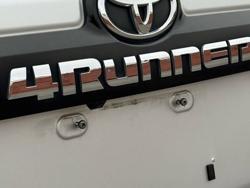 Certified 2023 Toyota 4Runner TRD Off-Road image 10