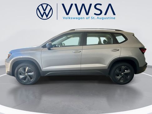 Used 2025 Volkswagen Taos S FWD image 5