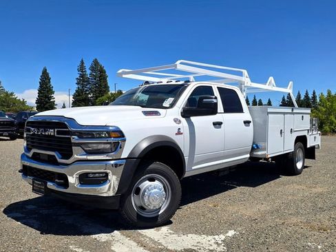 New 2026 RAM 5500 Tradesman w/ Safety Group AWD/4WD image 3