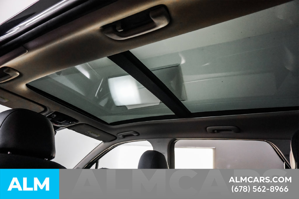 Used 2023 Kia Sorento S w/ Panoramic Sunroof Package FWD image 27