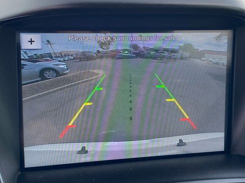 Used 2018 Ford Escape SE w/ SE Sync 3 Package FWD image 18
