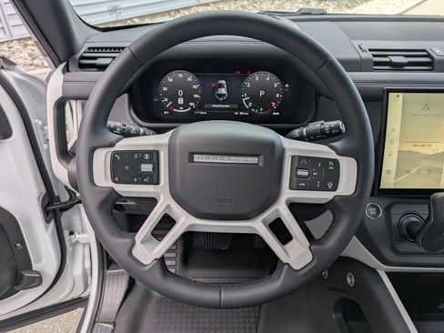 New 2026 Land Rover Defender 110 S AWD/4WD image 16