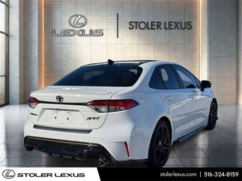 Used 2021 Toyota Corolla SE image 4