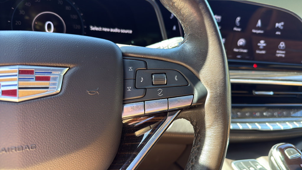 Used 2021 Cadillac Escalade Sport w/ LPO, ONYX Package AWD/4WD image 28