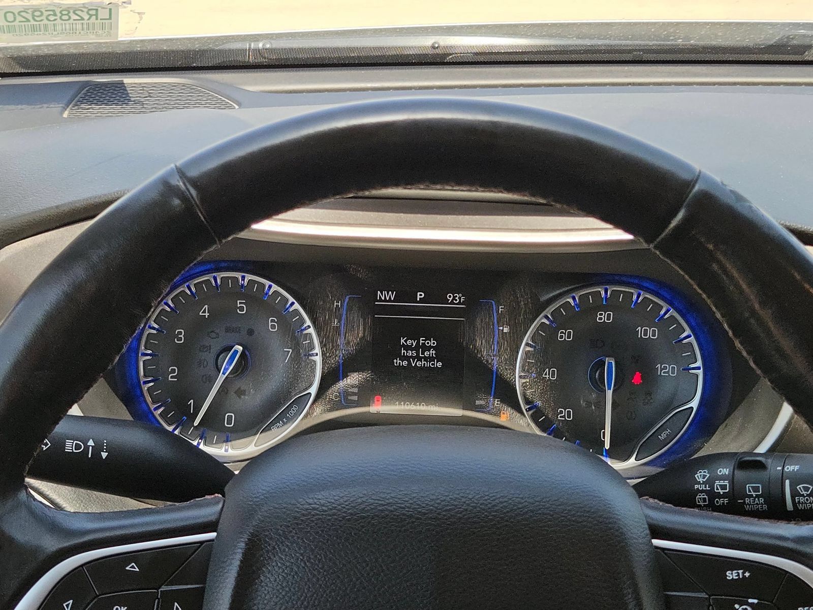 Used 2020 Chrysler Pacifica Touring-L FWD image 23