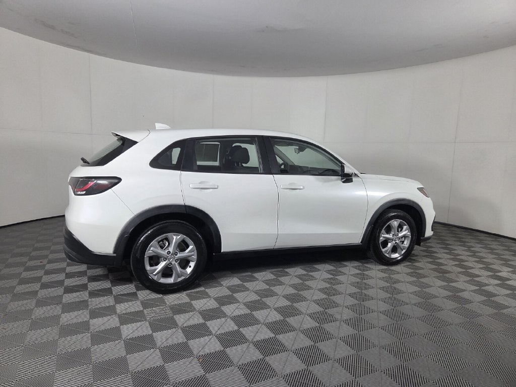 Used 2023 Honda HR-V LX image 25
