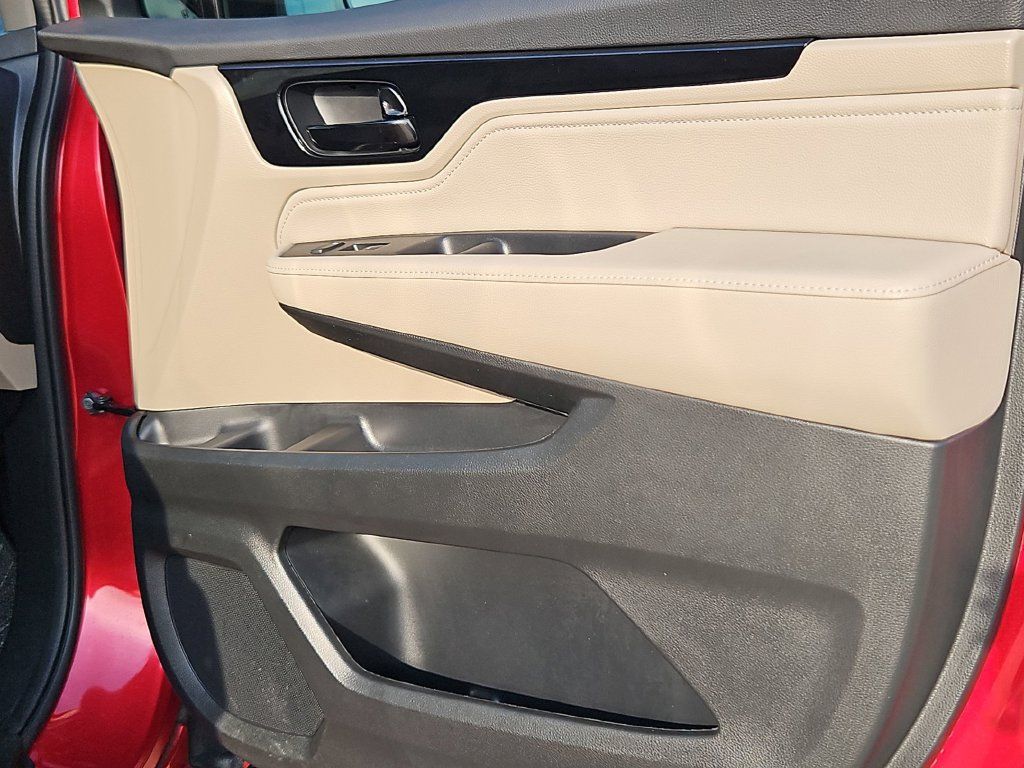 Used 2023 Honda Odyssey Elite image 31