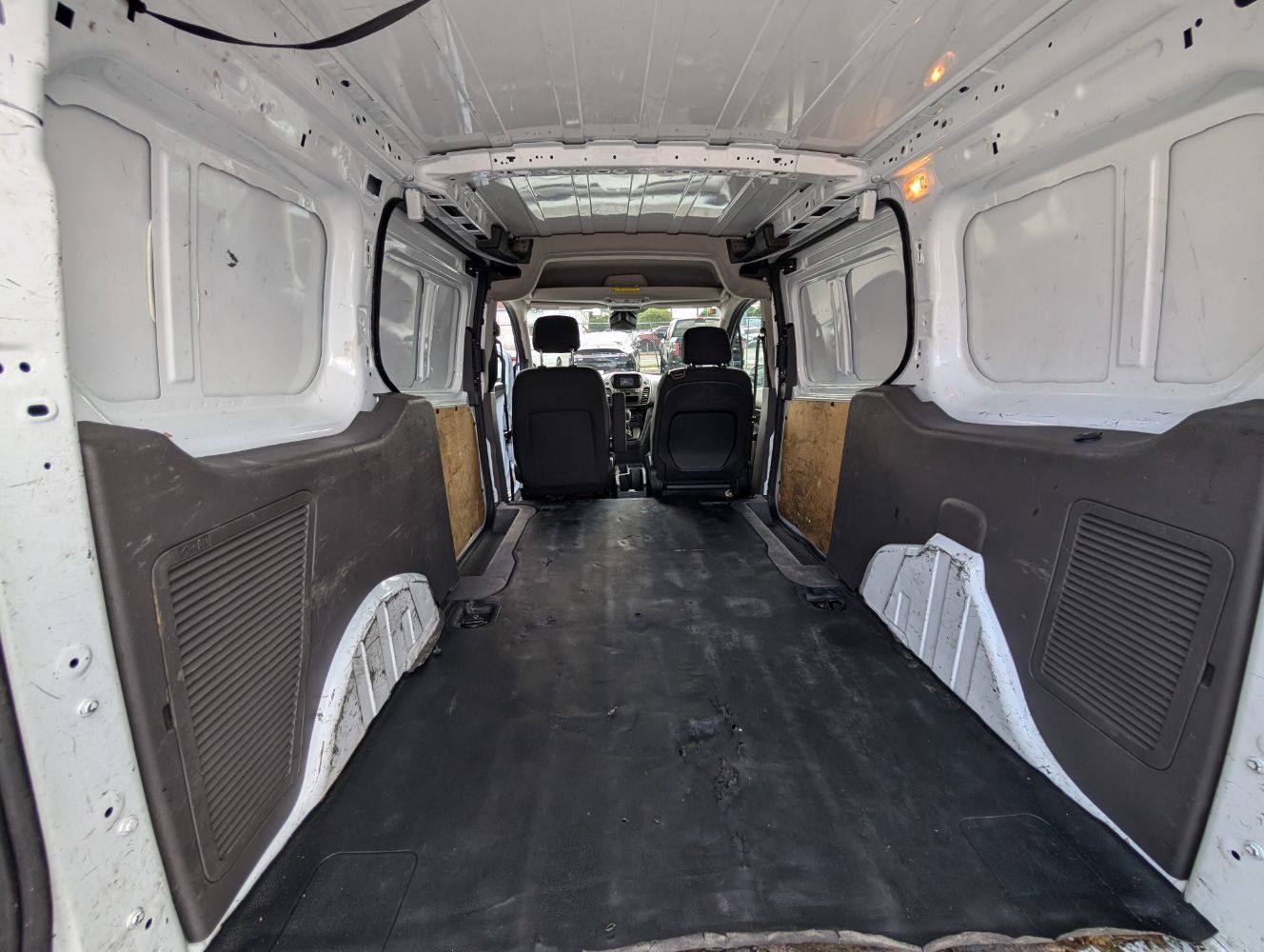Used 2023 Ford Transit Connect XL FWD image 19