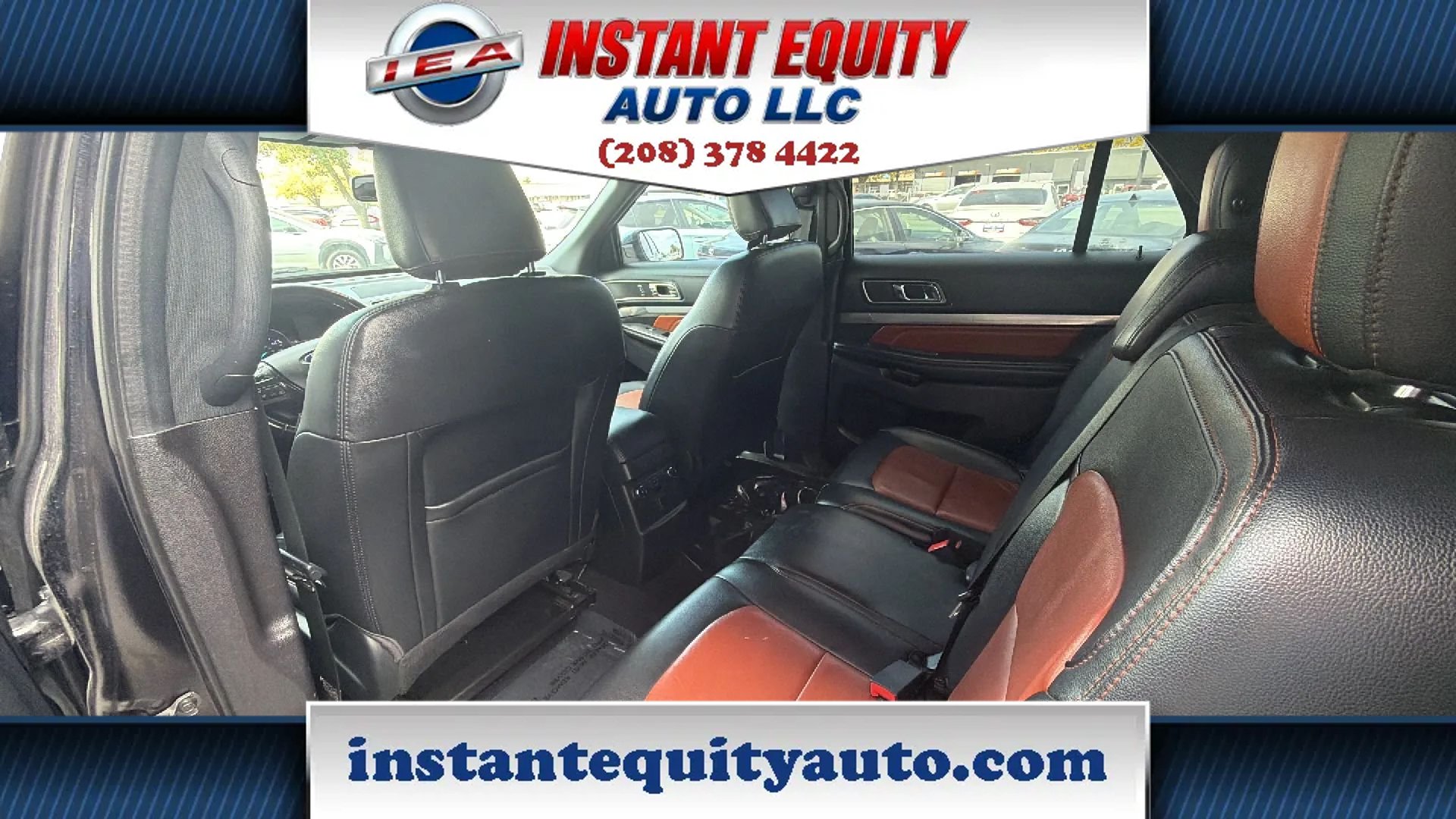 Used 2019 Ford Explorer XLT w/ Equipment Group 202A AWD/4WD image 13