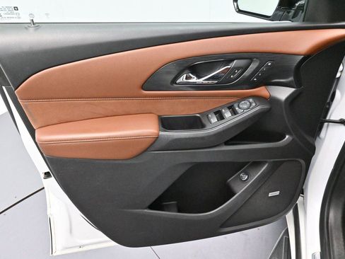 Used 2019 Chevrolet Traverse High Country w/ LPO, Floor Liner Package AWD/4WD image 13