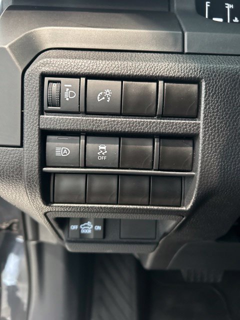 Used 2024 Toyota Tacoma SR AWD/4WD image 10
