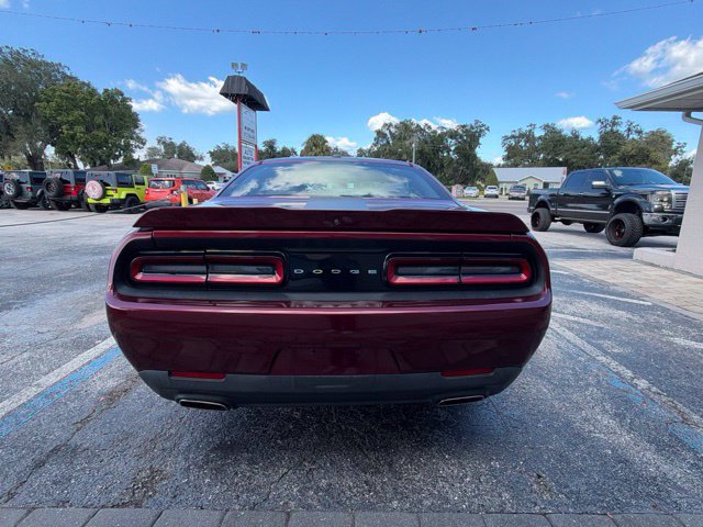 Used 2019 Dodge Challenger SXT RWD image 6