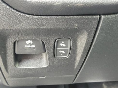 New 2026 RAM 1500 4x4 Crew Cab image 32