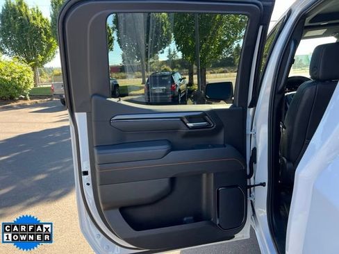 Used 2025 GMC Sierra 1500 AT4 AWD/4WD image 10