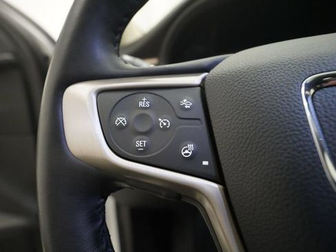 Used 2017 GMC Acadia Denali w/ Technology Package AWD/4WD image 18