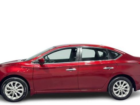 Used 2019 Nissan Sentra SV FWD image 1