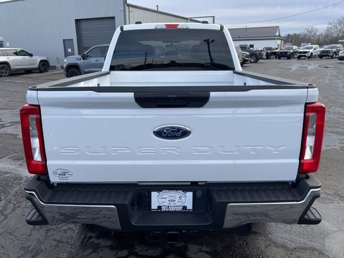 Used 2024 Ford F250 XLT w/ FX4 Off-Road Package image 6