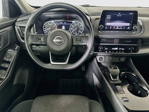 Used 2024 Nissan Rogue SV FWD image 22