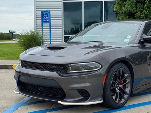 Used 2023 Dodge Charger GT w/ Performance Handling Group RWD image 2