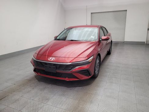 Used 2024 Hyundai Elantra SEL FWD image 15