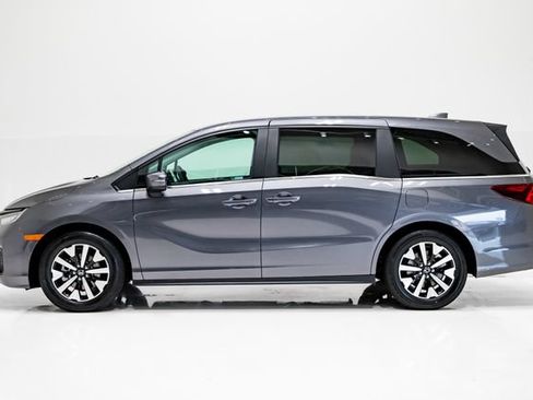 Used 2026 Honda Odyssey EX-L image 28