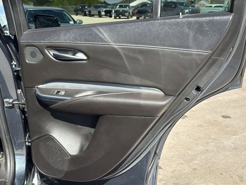 Used 2021 Cadillac XT4 Premium Luxury FWD image 29