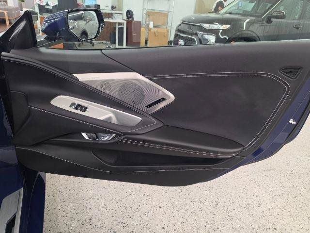 Used 2025 Chevrolet Corvette Stingray Preferred Cpe w/ Z51 Performance Package RWD image 36