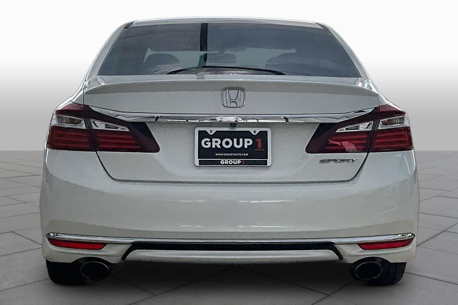 Used 2016 Honda Accord Sport image 5