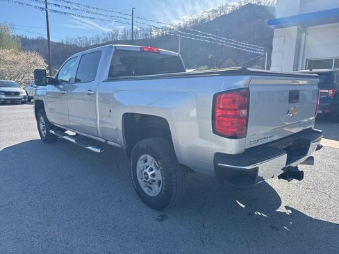 Used 2019 Chevrolet Silverado 2500 LT image 8