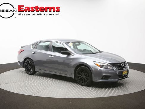 Used 2018 Nissan Altima 2.5 SR w/ SR Midnight Edition image 48