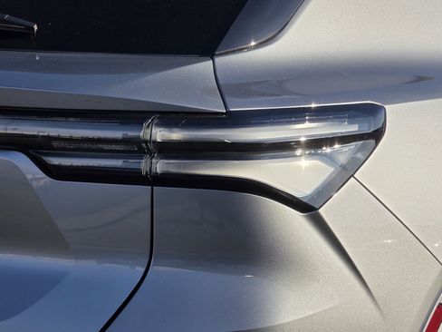 New 2026 Chevrolet Equinox EV LT w/ Convenience Package II image 12