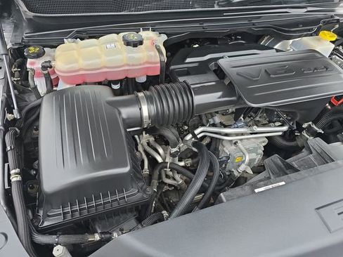 Used 2019 RAM 1500 Big Horn image 27