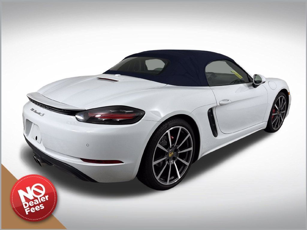 Used 2017 Porsche 718 Boxster S RWD image 3