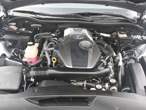 Used 2021 Lexus IS 300 w/ Accessory Package RWD image 11