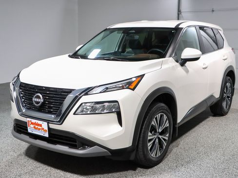 Used 2023 Nissan Rogue SV AWD/4WD image 30