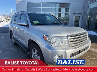 Used 2015 Toyota Land Cruiser w/ Preferred Accessory Package video 1