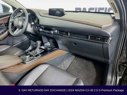 Used 2024 MAZDA CX-30 AWD 2.5 S w/ Premium Package image 36