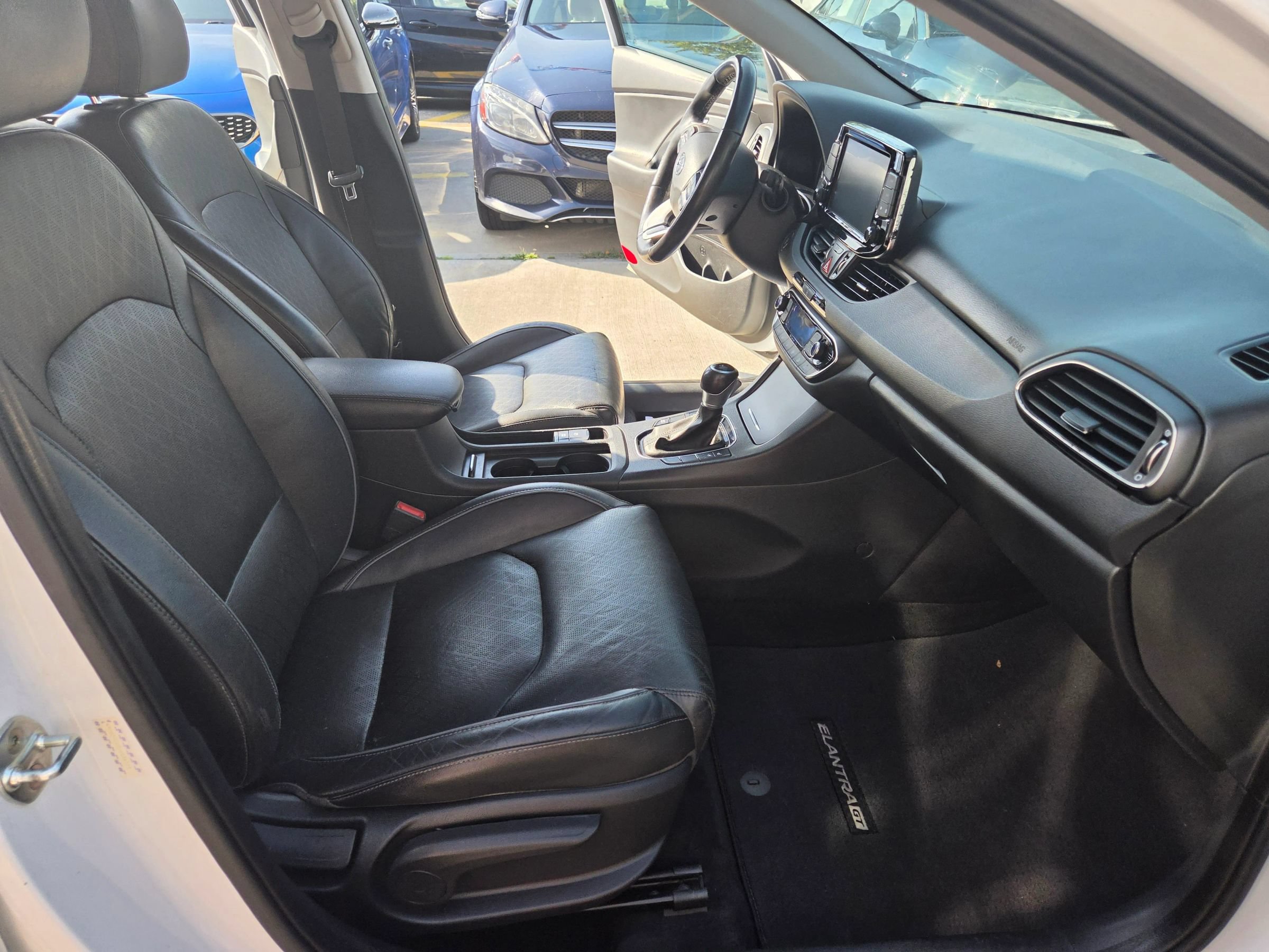Used 2018 Hyundai Elantra GT w/ Tech Package 03 FWD image 14