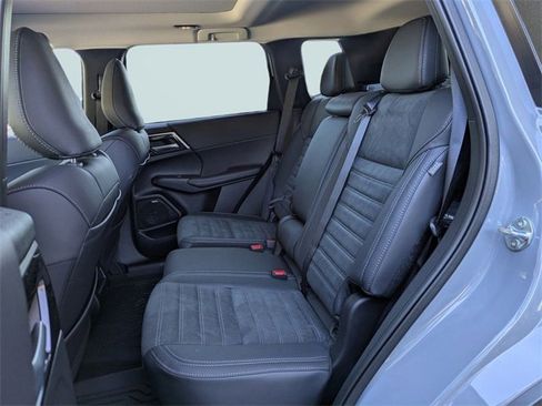 New 2026 Mitsubishi Outlander Trail Edition image 15