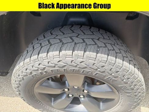 Used 2019 RAM 1500 Big Horn AWD/4WD image 9