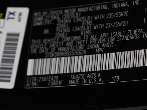 Used 2025 Toyota Highlander XSE image 24