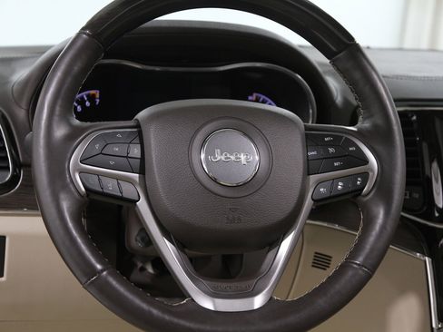 Used 2021 Jeep Grand Cherokee Overland image 7