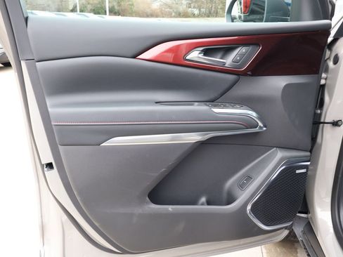 New 2026 Chevrolet Traverse Z71 w/ Enhanced Driving Package image 11