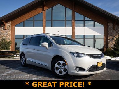 Used 2017 Chrysler Pacifica Touring-L Plus